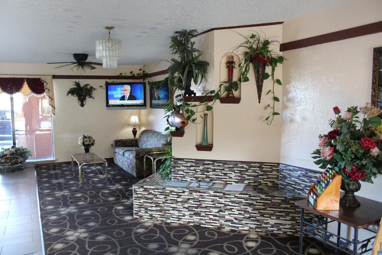 The Executive Inn & Suites Amarillo Bagian luar foto