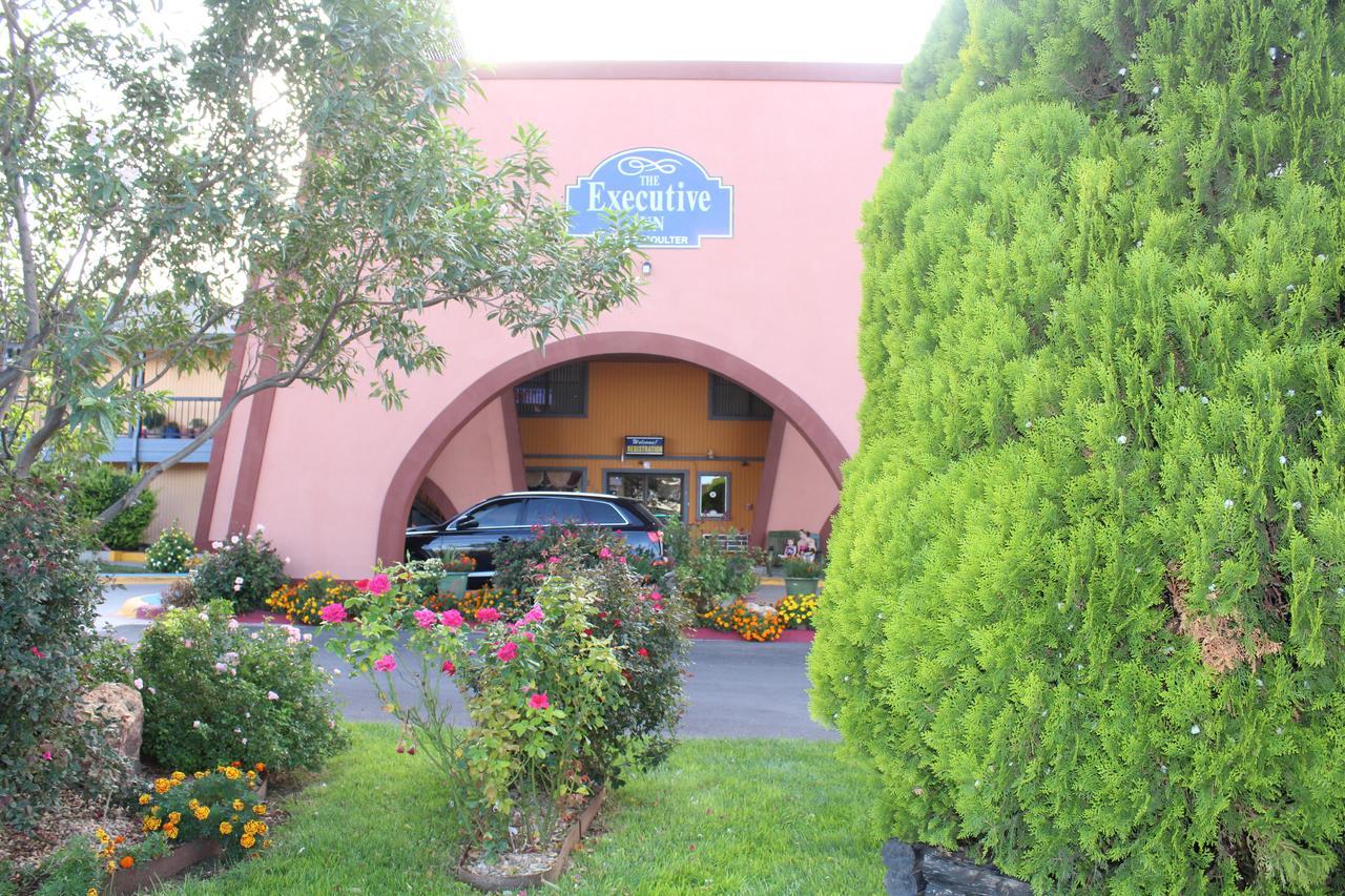 The Executive Inn & Suites Amarillo Bagian luar foto
