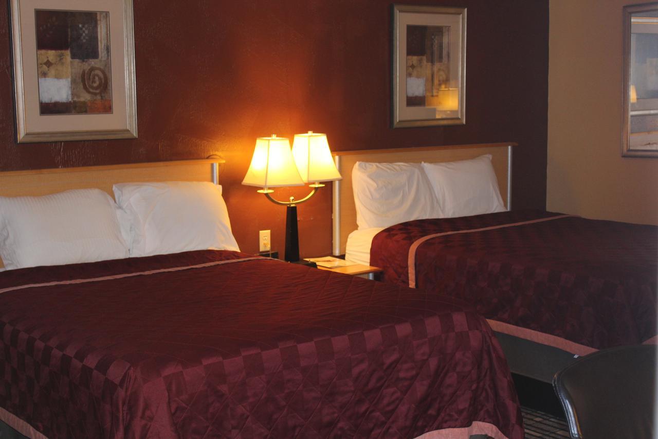 The Executive Inn & Suites Amarillo Bagian luar foto