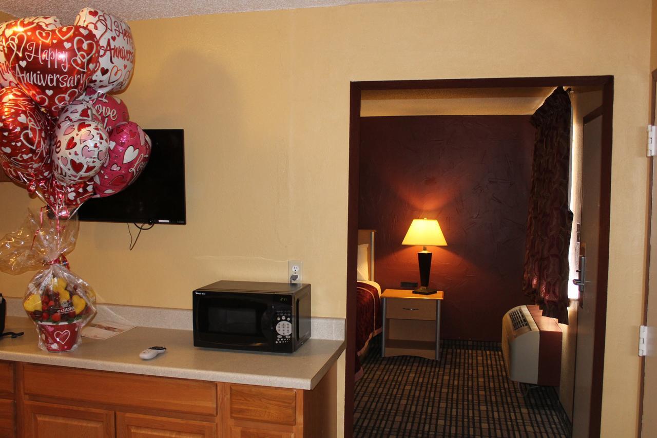 The Executive Inn & Suites Amarillo Bagian luar foto